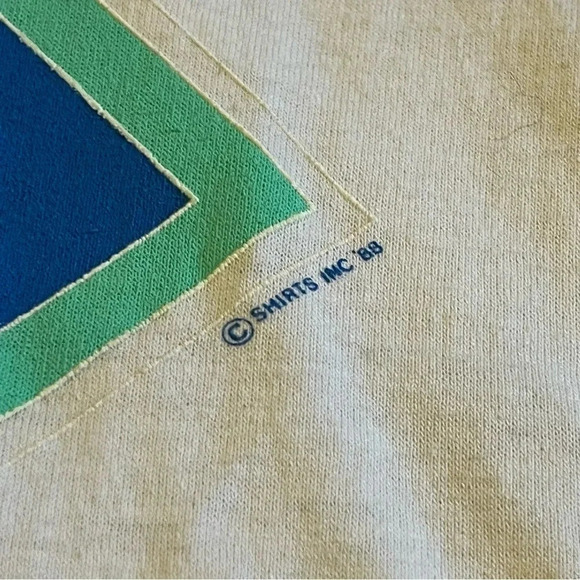 Vintage 1988 Santa Barbara Beach Short Sleeve Top nautilus dolphin print small - Picture 3 of 7